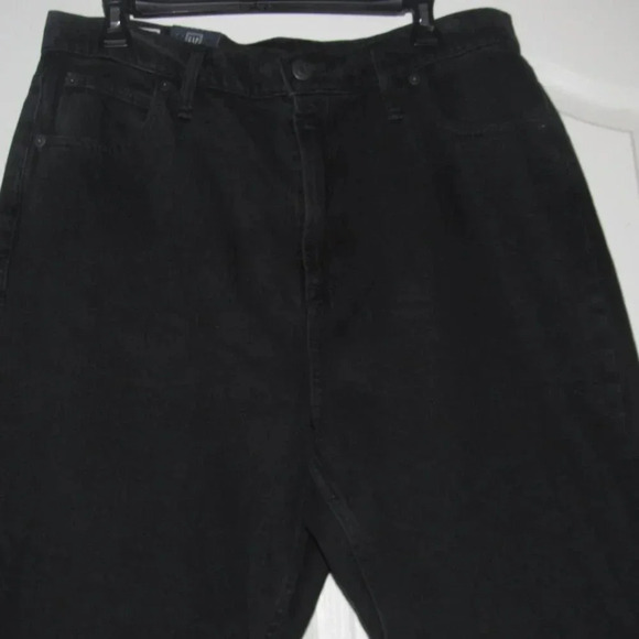 NWT GAP DENIM Mom Jean High Rise Tapered Non-Stretch Black Jeans Size 33/16 - Picture 2 of 6